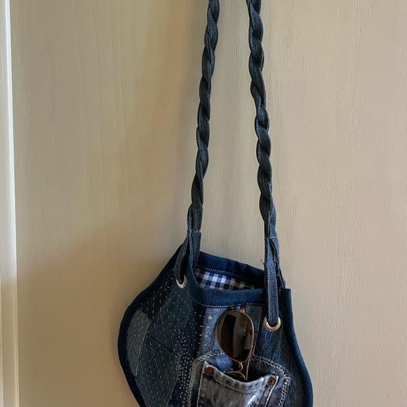 Upcycled Denim purse - Picture 8 of 9